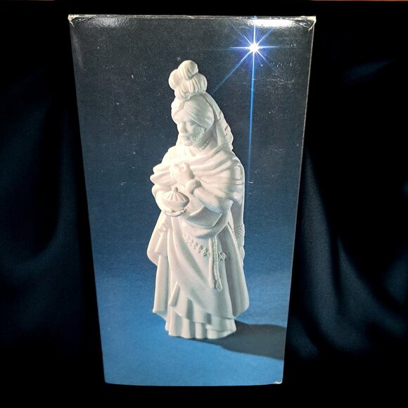 Avon Nativity Collectibles The Magi Kaspar 1982 Porcelain Figurine - Picture 12 of 15